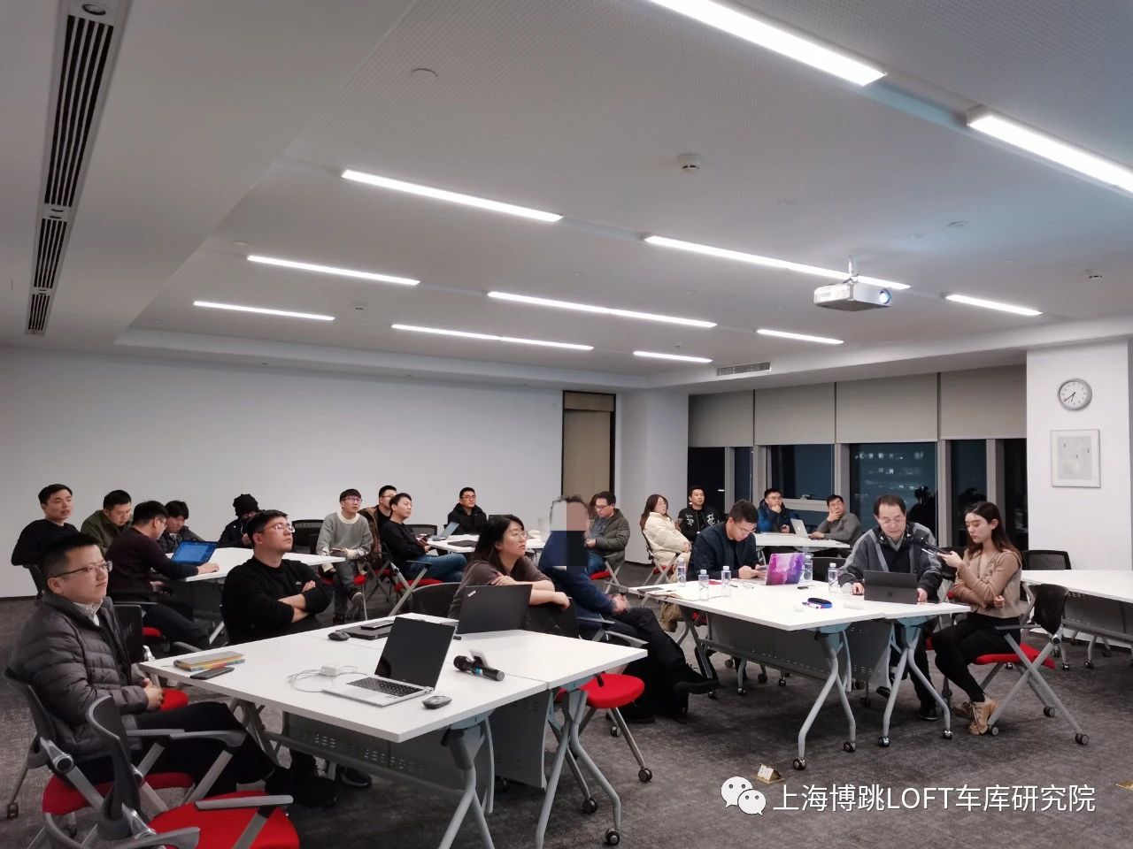曲靖杭州LOFT车库专题会